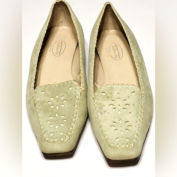 Vintage Talbots Green leather flats - Picture 1 of 8